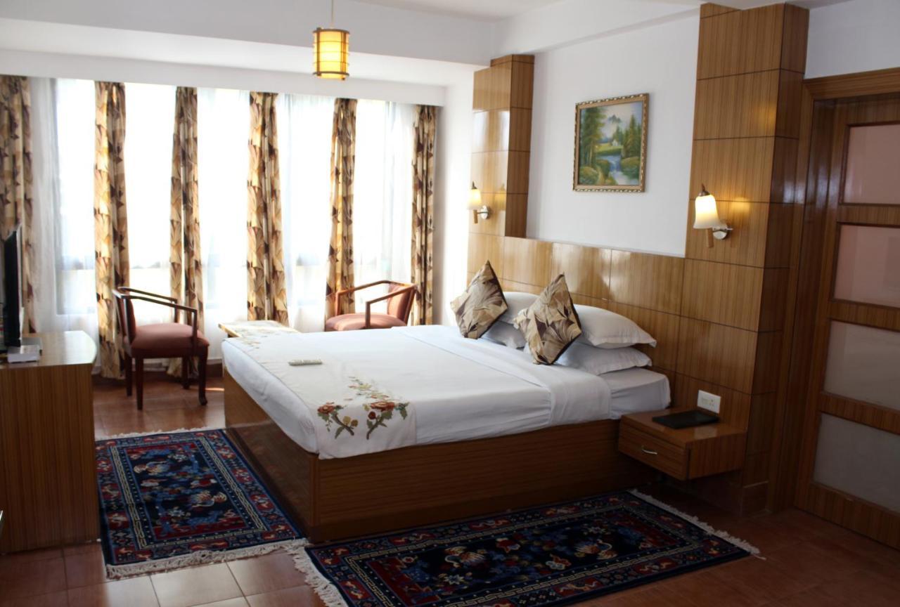 Hotel Tarayana Гангток Экстерьер фото