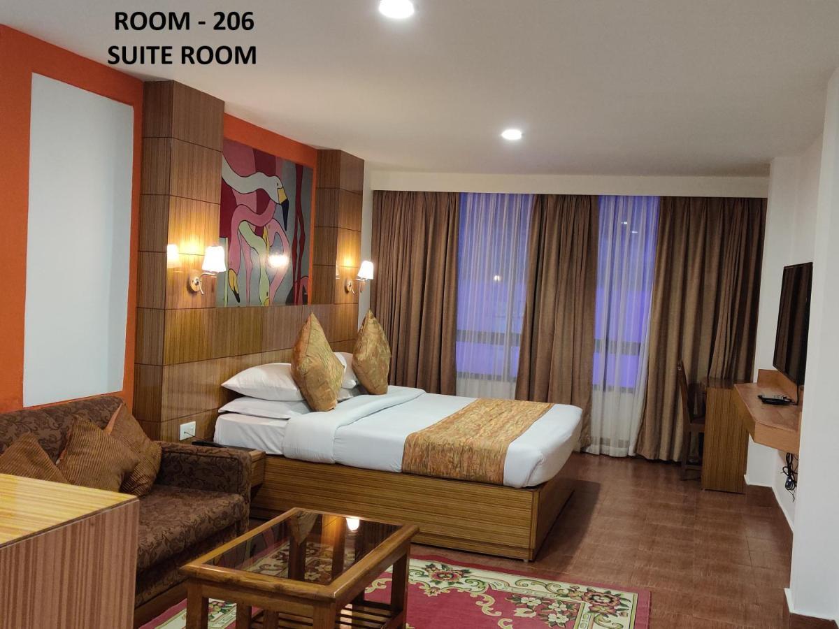 Hotel Tarayana Гангток Экстерьер фото