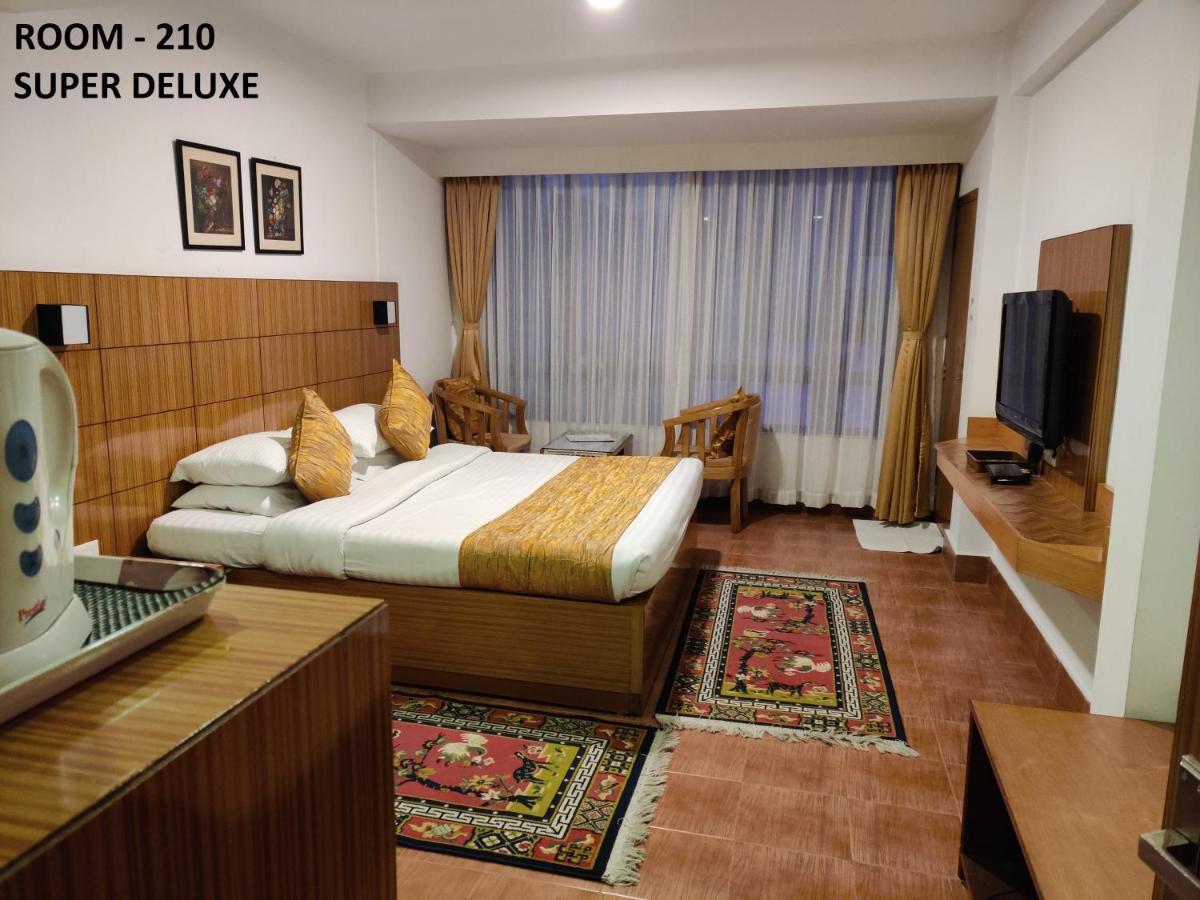 Hotel Tarayana Гангток Экстерьер фото