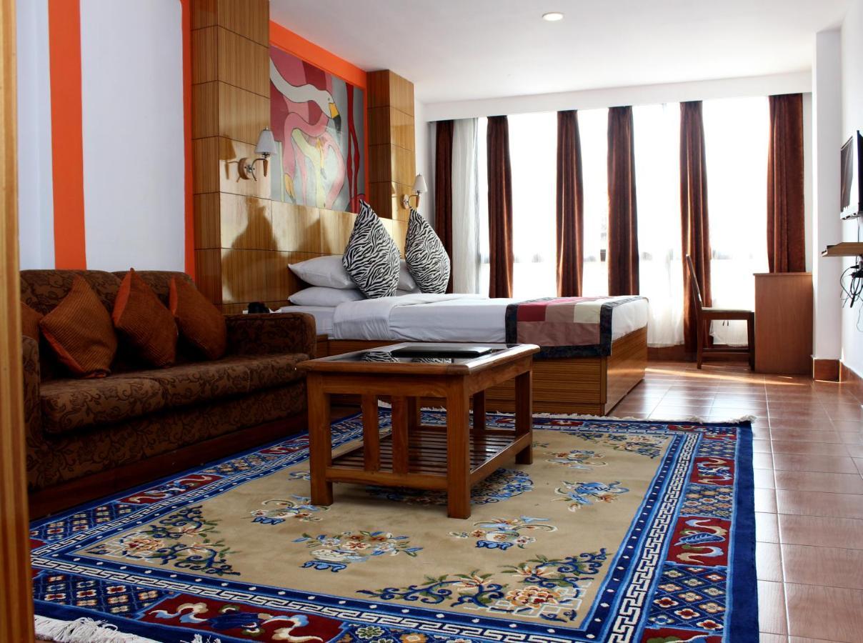 Hotel Tarayana Гангток Экстерьер фото