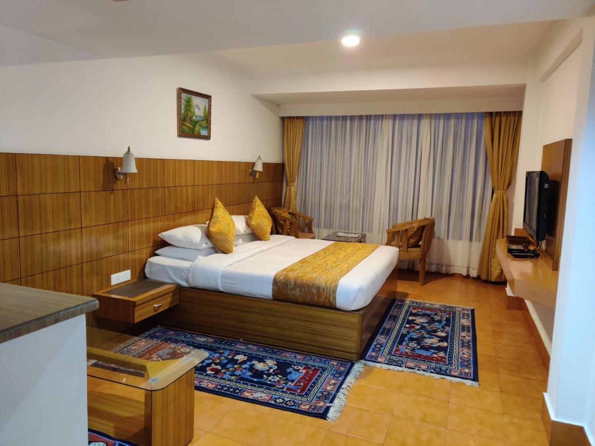 Hotel Tarayana Гангток Экстерьер фото
