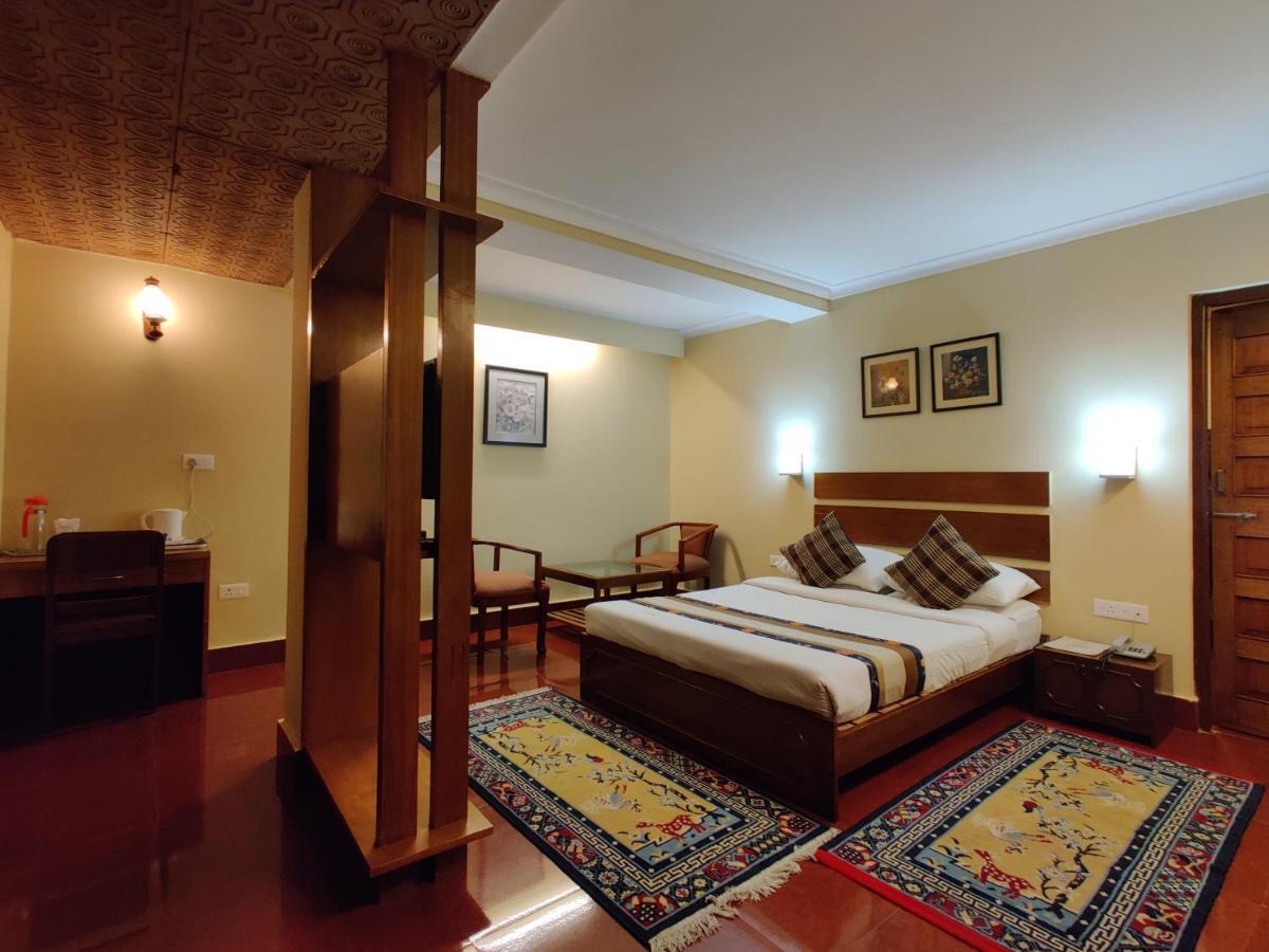 Hotel Tarayana Гангток Экстерьер фото