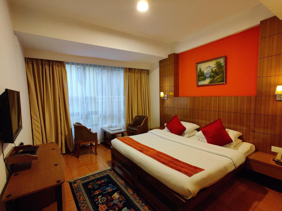 Hotel Tarayana Гангток Экстерьер фото