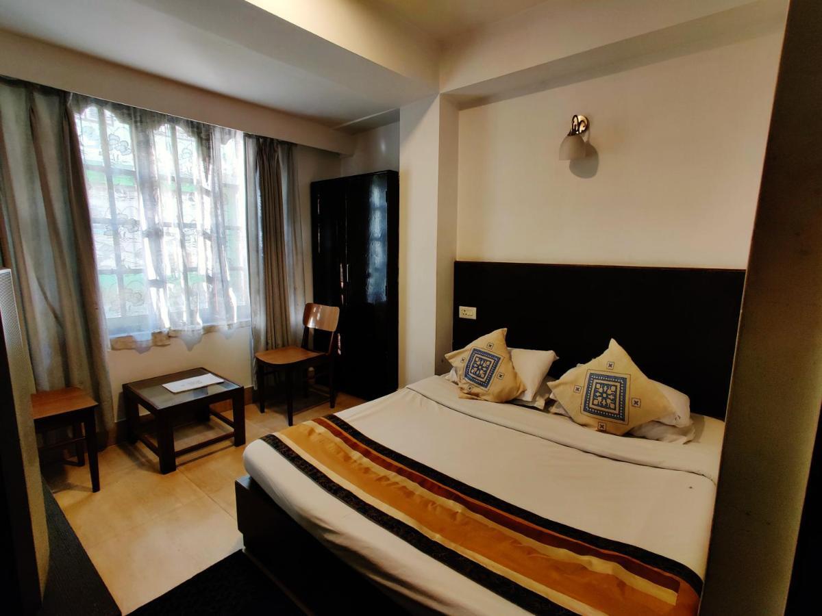Hotel Tarayana Гангток Экстерьер фото